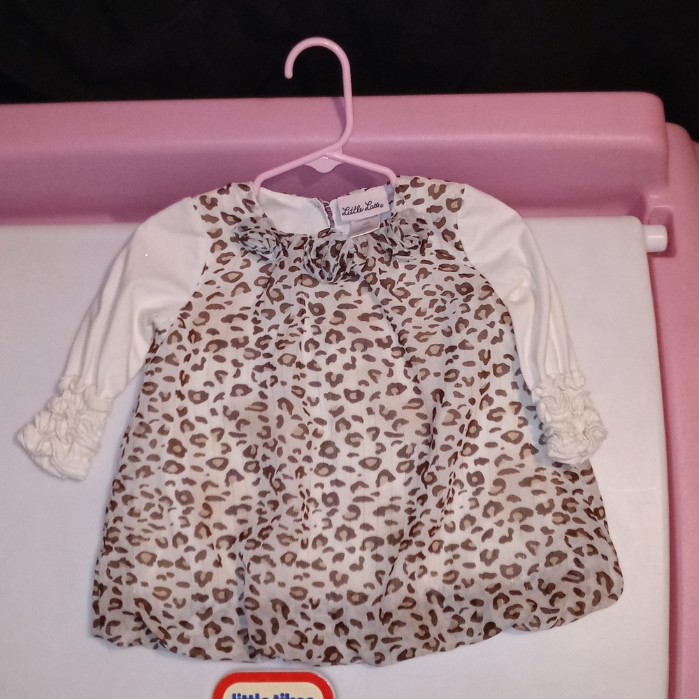 Coats, dresses - Picture 9 of 12
